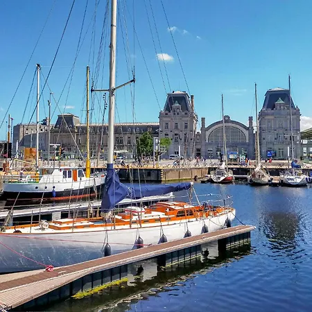 2 Bedroom In Daire Oostende