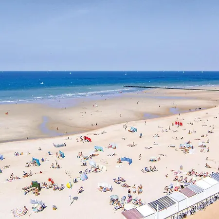 2 Bedroom In Daire Oostende